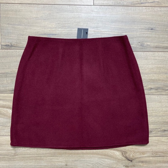 Club‎ Monaco Womens Wool Blend Centie Skirt Size 10 Burgundy A-Line Silhouette - Picture 1 of 10